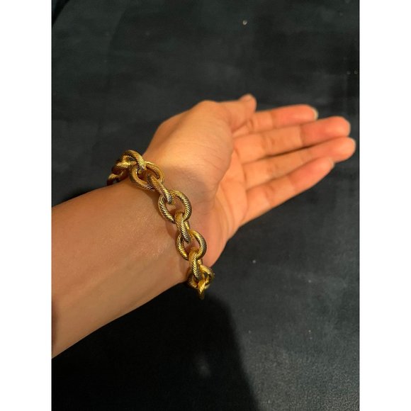 Gold statement bracelet big chunky curb link chain wide large bold metal womens - Picture 1 of 6